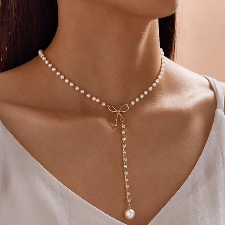 Graceful Bow & Pearl Tassel Necklace – Elegant Alloy Jewelry for Women