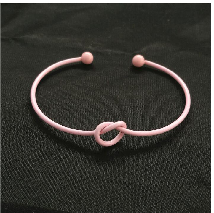 Minimalist Knotted Openwork Bracelet – Modern O-Type Design